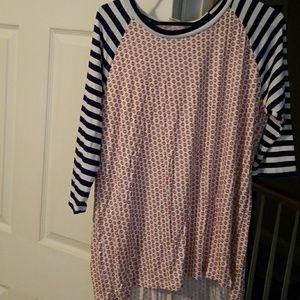 XL shirt from Honey&Lace
